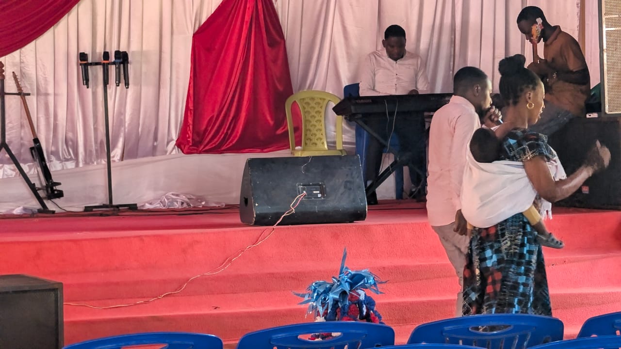 New Hope Ministry congregation in praise and worship on Sunday